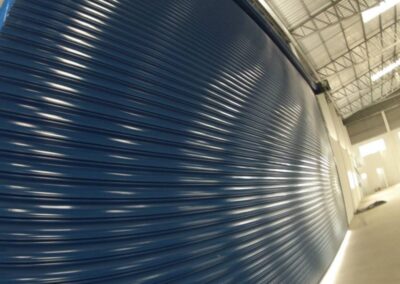 Porta de enrolar fechada