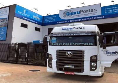 Material para porta de enrolar automática