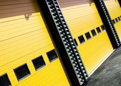 Material para porta de enrolar automática