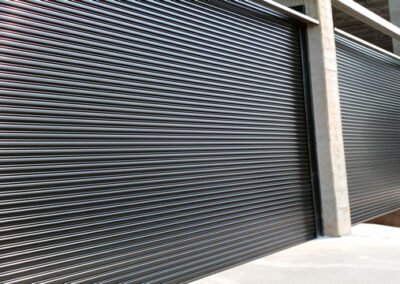 Acessórios para porta de enrolar