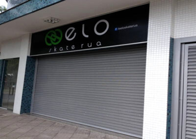 Central de controle para porta de enrolar