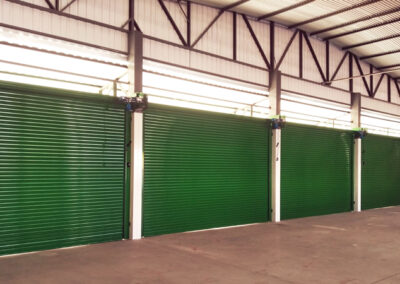 Portas de enrolar automatizadas