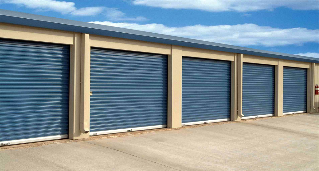 Compre Portas de enrolar automatizadas com fabricante em Sairé